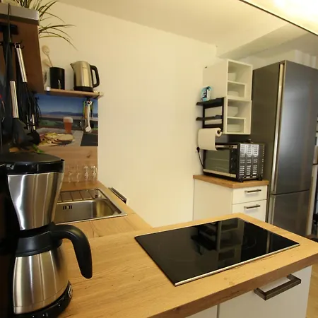 Westerwald Moderne In Zentraler Lage Mit Wlan & Komfort Appartement Driedorf