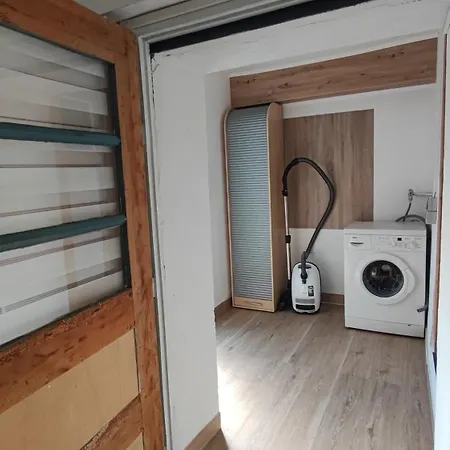 Appartement Westerwald Moderne In Zentraler Lage Mit Wlan & Komfort Driedorf